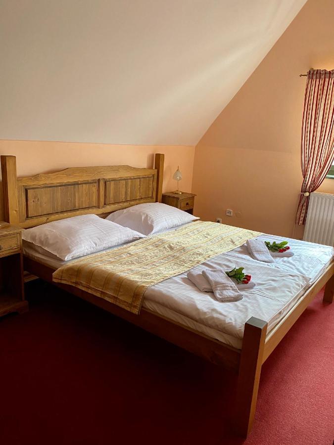 Hotel Opat Kutná Hora Εξωτερικό φωτογραφία